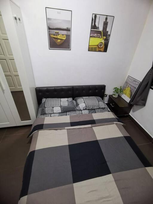 5 Stars Batu Caves Homestay *